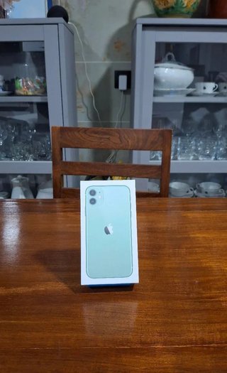Scatola iPhone 11 Verde