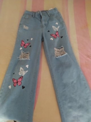 Pantalón vaquero niña con mariposas