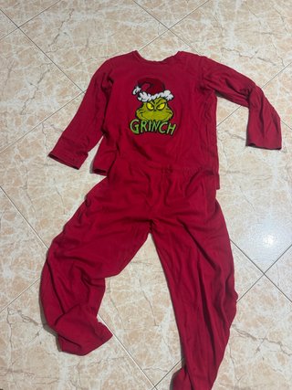 Pijama del Grinch Rojo talla 10/11