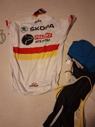 Set 2 pezzi abbigliamento ciclismo