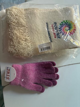Bufanda y Guantes