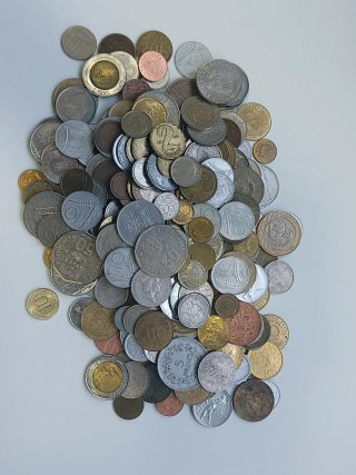 Lote de 1kg de Monedas Extranjeras