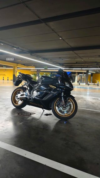 Honda CBR 1000RR Fireblade