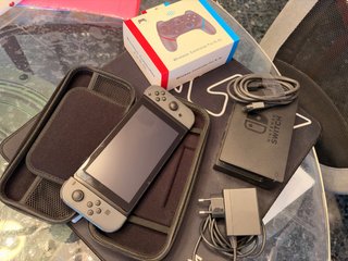 Nintendo Switch con accesorios