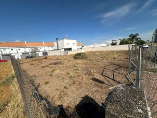Terreno urbano en zona residencial