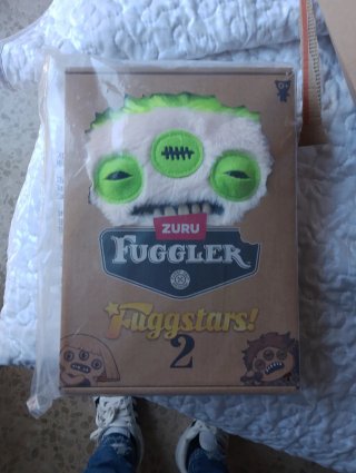 Muñeco Fuggler Zuru Fuggstars 2