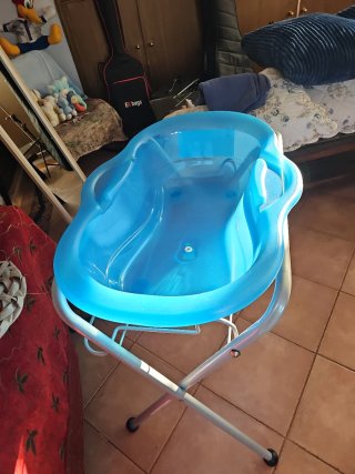 Soporte Plegable para Bañera de Bebé