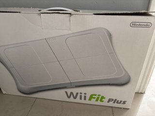 Wii Fit Plus con Wii Balance Board