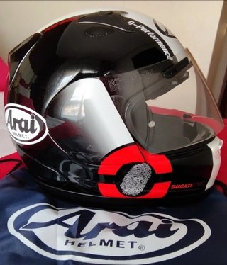 Casco Arai Quantum DNA Black