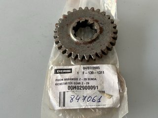Piñón arranque z-19 Derbi Senda. Nuevo.