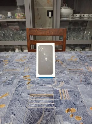 Scatola iPhone 11 nero