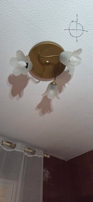Lámpara de techo clásica dorada