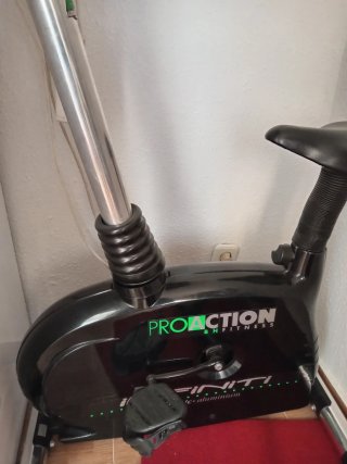 Bicicleta Estática BH Fitness ProAction
