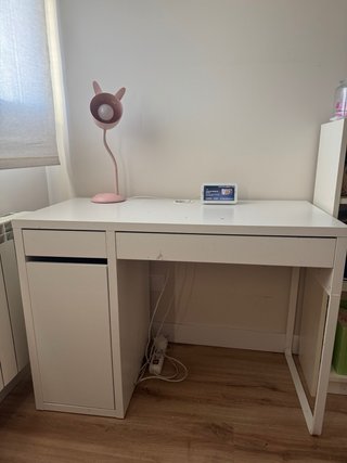 Scrivania per bambini IKEA Micke bianco