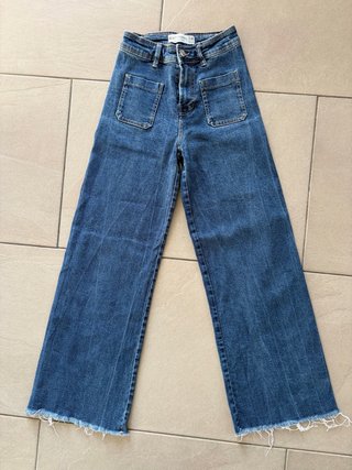 Pantalón tejano Stradivarius talla 34