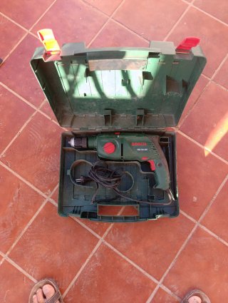 Taladro Bosch PSB 700-2RE