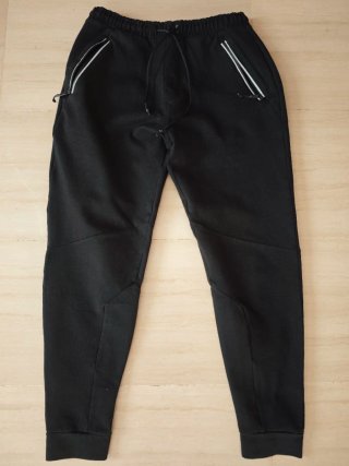 Pantalón de chándal tipo jogger negro