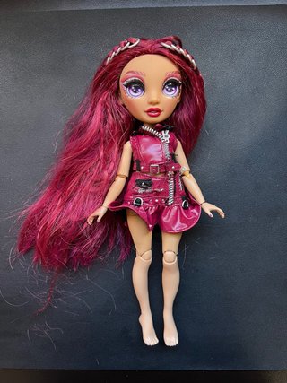 Muñeca Rainbow High