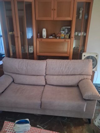 Sofá de 3 plazas beige, envio valencia alrededores