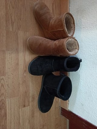 Lote de 2 pares de botas (tallas 36/37)