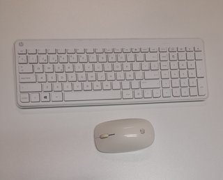 Teclado y Ratón Inalámbrico HP Pavilion 800