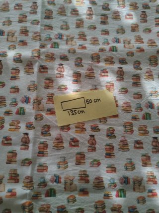 Retal de Tela de Algodón Estampado Libros