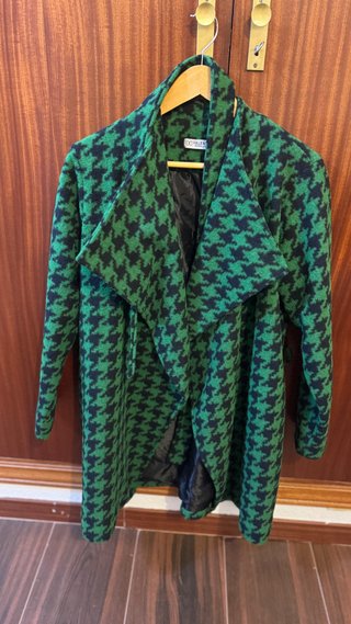 Abrigo Capa Estampado