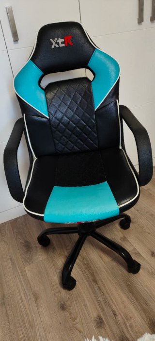 Silla de estudio XtK negra y turquesa