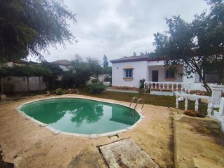 Chalet en venta en Pinar de los Franceses - Marquesado en Chiclana de la Frontera