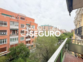 Piso en alquiler en Arapiles en Madrid