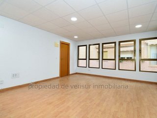 Oficina en alquiler en Águilas ciudad en Águilas