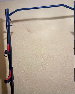 Rack de Gimnasio con Barra de Dominadas