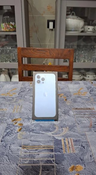 Scatola iPhone 13 Pro Max blu
