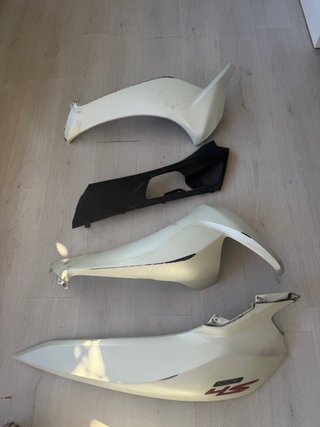 Set de 4 Tapas Laterales Honda SH300 Sport