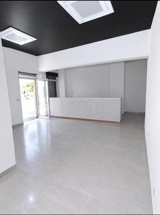 Local comercial en venta en Mariblanca - Villafontana en Móstoles
