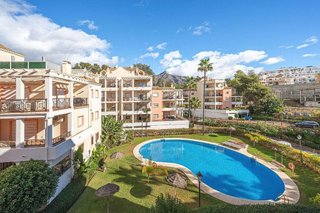 Piso en venta en Las Brisas en Marbella