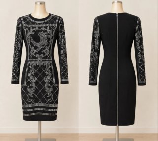 Vestido Negro con Tachuelas