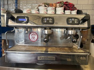 Máquina de Café Profesional Expobar