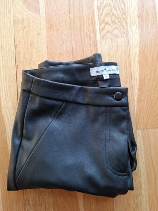 Pantalón Pitillo Efecto Piel Amichi