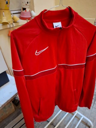 Chaqueta de chándal Nike roja