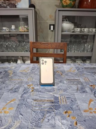 Scatola iPhone 13 Pro oro