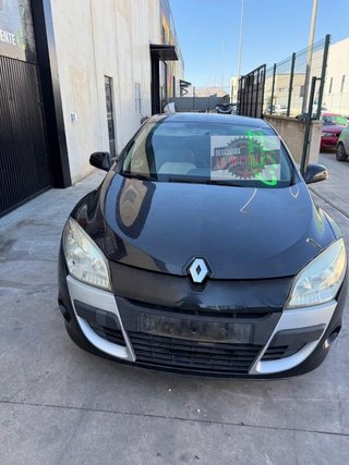 MOTOR LIMPIA DELANTERO Renault Megane III Coupe
