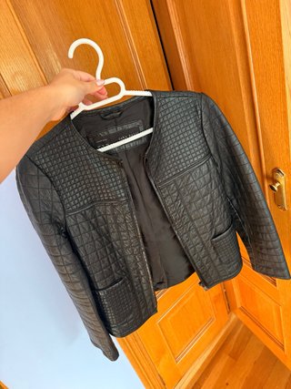 Chaqueta de Cuero Negra Zara
