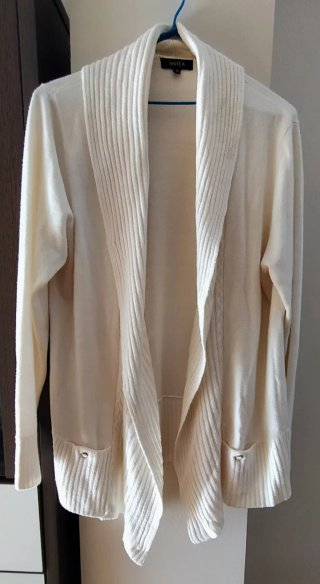 Chaqueta larga Antea color crema