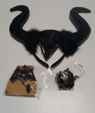 Diadema de Cuernos y Accesorios Góticos