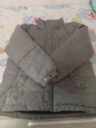 Abrigo Quiksilver Niño Gris Talla 12 años.