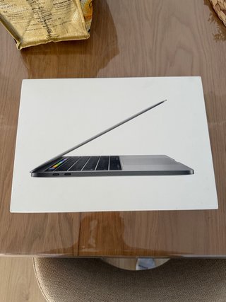 MacBook Pro 13" con Touch Bar
