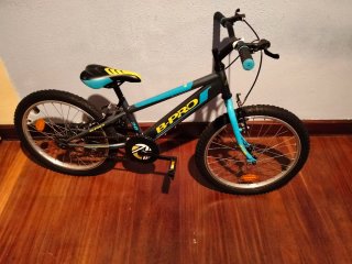 Bicicleta Infantil B-PRO..con. Muy poco uso..