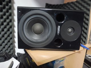 Altavoces de estudio Fostex