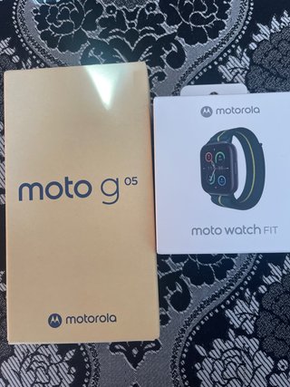 Motorola Moto G05 e Moto Watch Fit